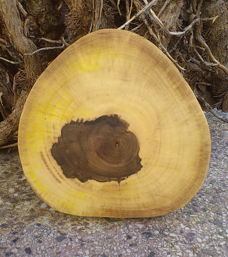 Brotzeitbrett aus Walnuss