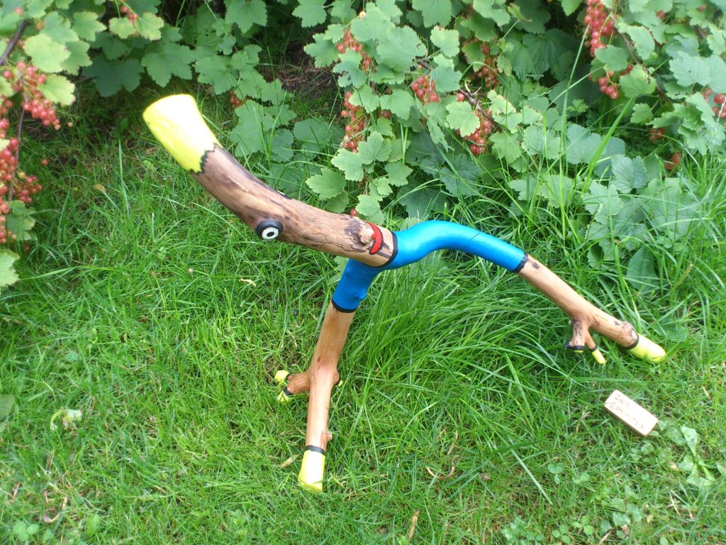 Holzfigur: Der Sprinter