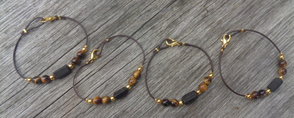 Armbänder aus Leder mit Tigerauge und Mooreiche